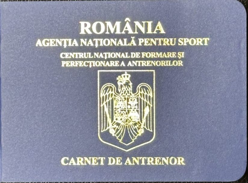 PUBLICARE PIERDERE CARNET DE ANTRENOR FOTBAL