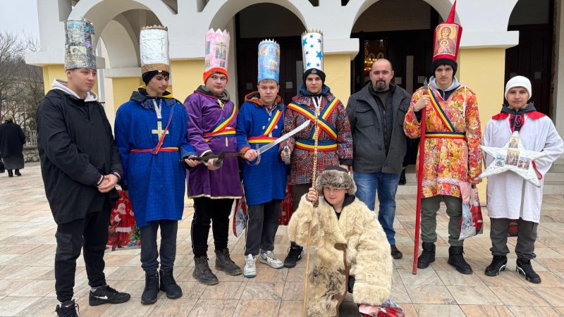 Copiii Târnovei respectă tradițiile de Crăciun!